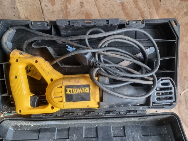 DEWALT DW304PK SABRE Reciprocating Saw 240V 65.00 PicClick UK