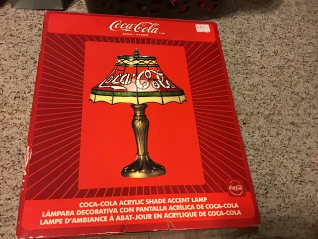 Coca Cola Tiffany style table Lamp. New W Box.