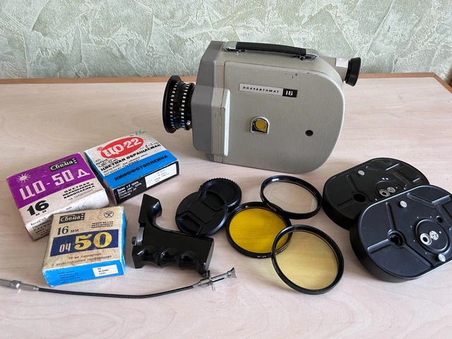 Cámara de cine Krasnogorsk-2 con MIR-11M 2/12.5, 16 mm URSS