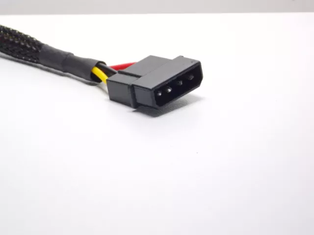 Câble Adaptateur interne alimentation Molex 4pin Femelle vers PCIe 6/8 broches 3
