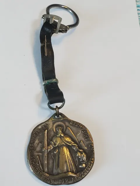 Vintage St. Bernard Skier/Mountineers Religious Bronze Medal Keychain