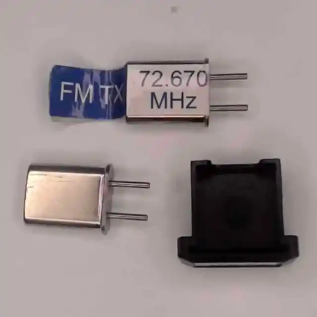 Futaba Radio Controlled Products: FM Crystal 72.670 MHz (1 Receiver and 1 Tra...