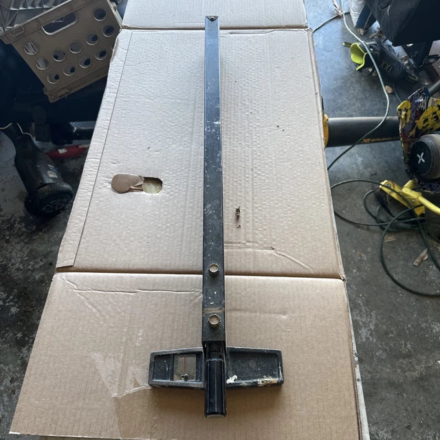 CRAFTSMAN 113 10& Table Saw 27" Rip Fence Twist Lock 2/9 121.14