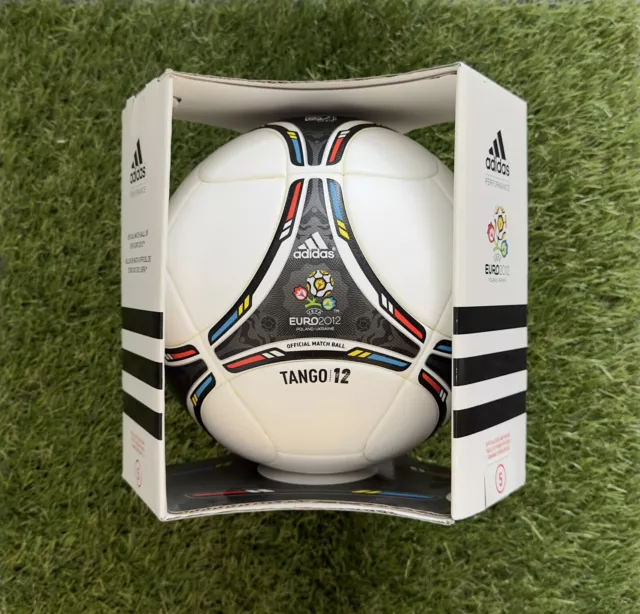 Adidas Official Match Ball Tango 12 OMB balón de juego UEFA EURO 2012 [X16857]