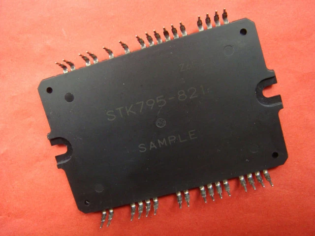 2 Pezzi Di IC Amplificatore SANYO STK795-518: Ricambio Per Elettronica