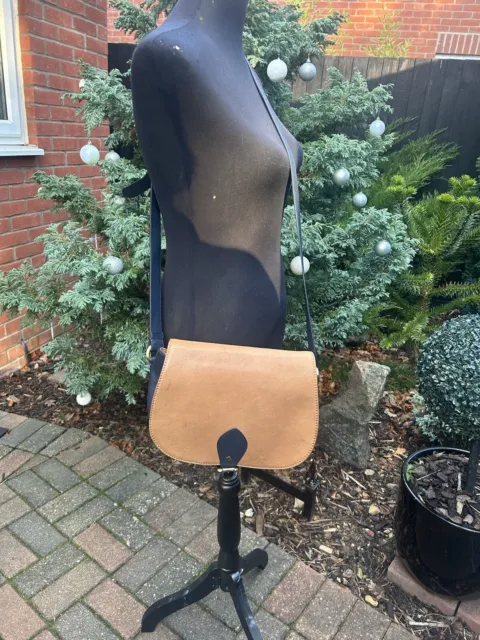 Lovely Joules Brown Tan Navy Leather Saddle Satchel Cartridge Shoulder  Bag