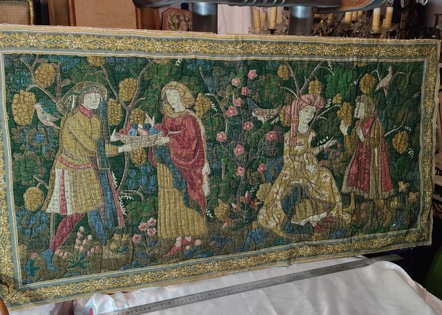 Tapisserie aux mille fleurs, La légende raconte qu