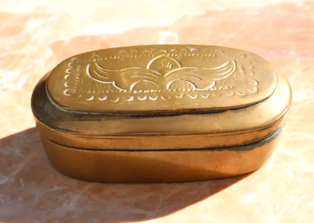 Antique 18th Century Dutch Etched Oval Brass Tinder Tobacco Snuff Box 4"