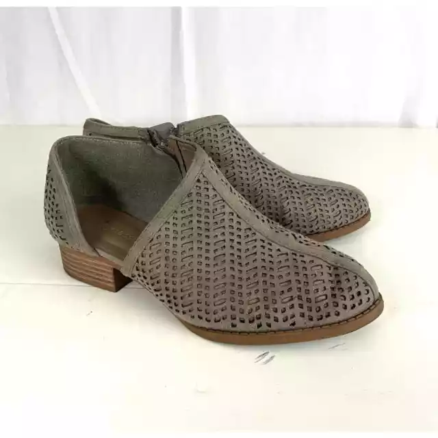 Gray Side Cut Out Flats Booties Ankle Boots Sz 5.5 Cityclassified Women's