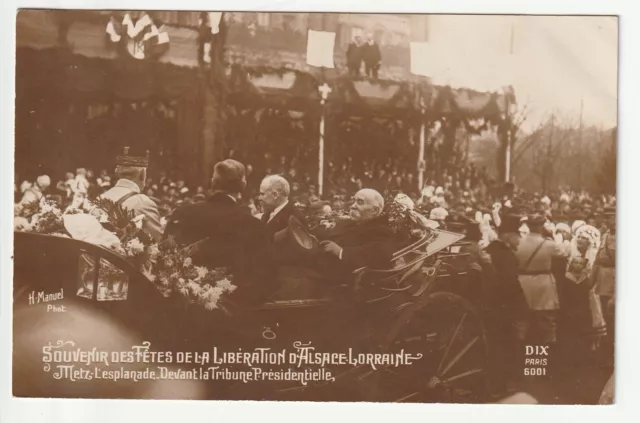 METZ  - Moselle - CPA 57 - Fetes Liberation Alsace-Lorraine Tribune et Pétain