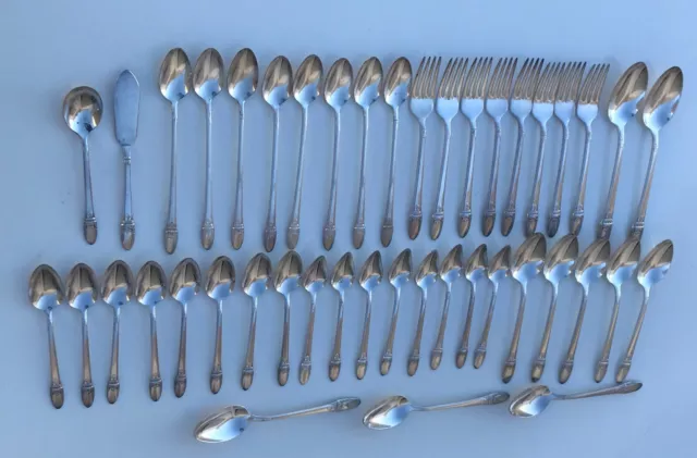 44 Pc Lot 1847 ROGERS BROS FIRST LOVE Silverplate Flatware Silverware