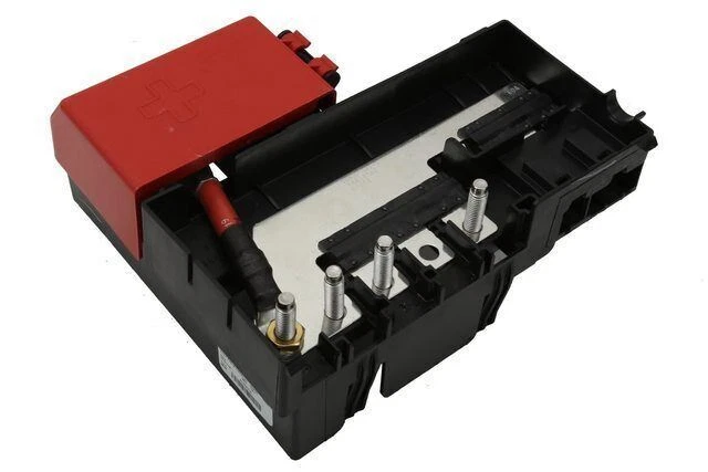 OEM NEW 2014-2018 GM Cadillac Chevrolet GMC Battery Cable Fuse Block GM