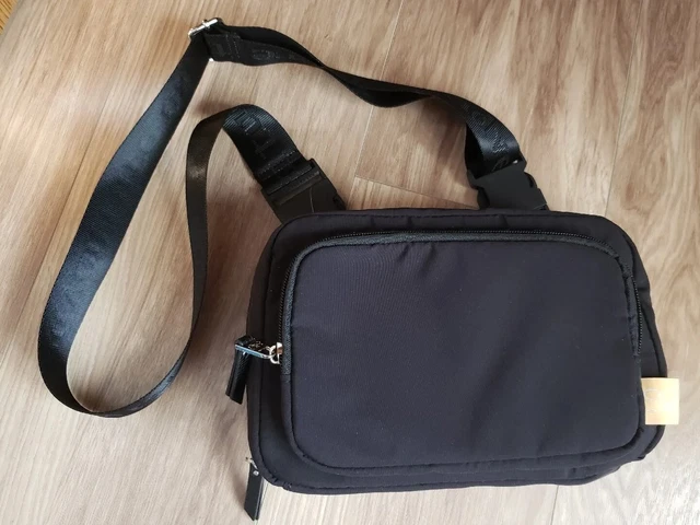 Samantha Brown To Go Convertible Travel Sling Black Crossbody Waist Belt Bag $33 2