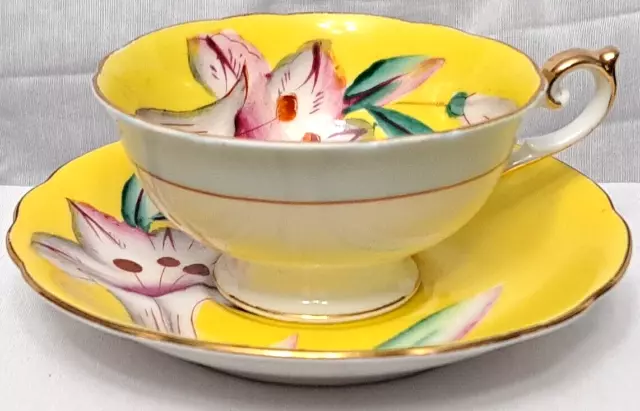 Vintage Royal Sealy Yellow Teacup & Saucer Gold Trim White Iris Occupied Japan