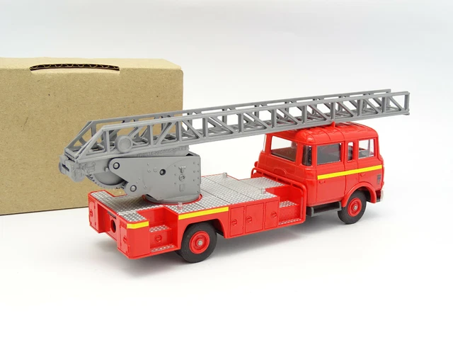 Norev SB 1/43 - Berliet GBK 18 SDIS Echelle Magirus DL30H