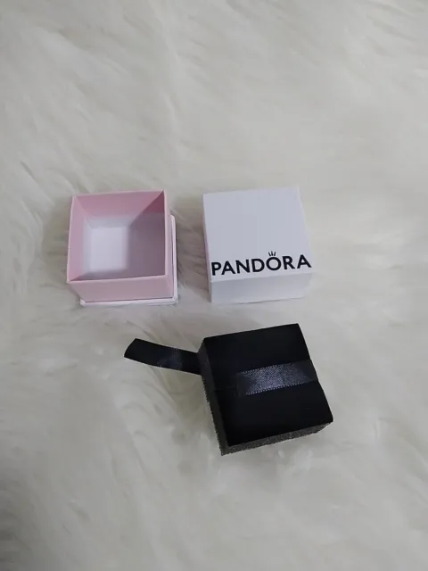Pandora Empty Charm / Ring Gift Box white & pink