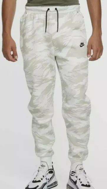 Nike Tech Fleece Pants Joggers Summit White Snow Camo Black CU4497-121 Men's