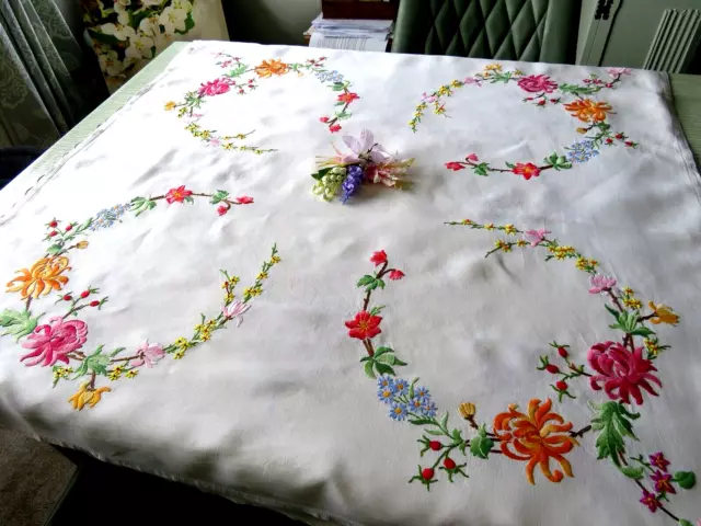 Vintage Hand Embroidered Linen Tablecloth- Beautiful Trailing Flowers