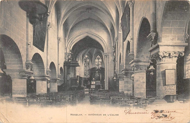 CPA-Herblay intérieur de l'église (127863)