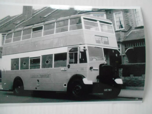 London Transport Bus - D 6 (Gxe 583) - On Route 127 To Morden Station