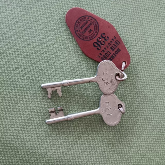 vintage antique Hotel Irvin Cobb keys and fob -  Paducah, Kentucky