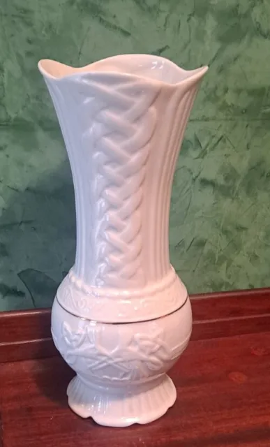 Belleek Claddagh Vase Millennium 2000 LTD Edition  9" Fine Parian China Ireland