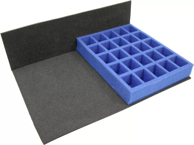 KR Tray for 25 compartments 40mm x 30mm, 32mm deep half width tray (SM61)