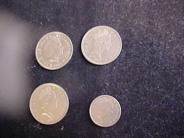 3 x 10p and 1 x 5p Isle of Man Coins (CH)