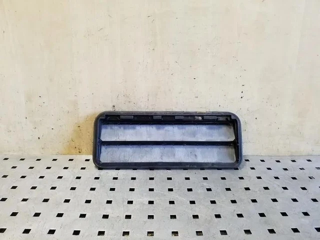 Grilles De Ventilation De Carrosserie Pour BMW 5 E60 3.00 Diesel - Référence 6910722 - Pièce D'occasion, Fonctionnelle