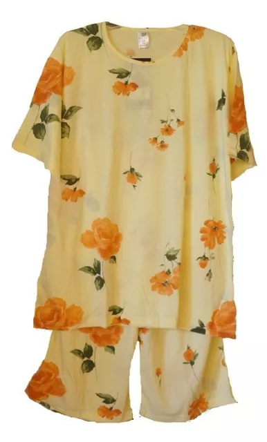 Mari Dago Schlafanzug zweiteilig Shirt & Shorts YellowFlower Größe: 46, 48, 50