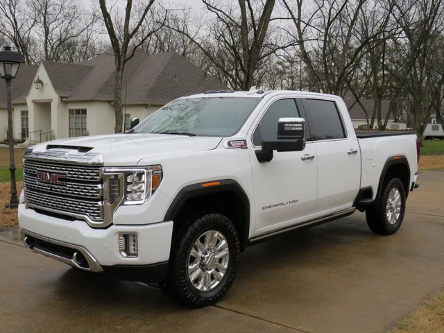 2023 GMC Sierra 2500 Crew Cab 4WD Denali Ultimate Duramax Diesel