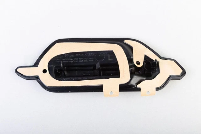Moulure De Colonne A Gauche Pour BMW Série 3 E93 LCI - Référence 7119099 - Pièce D'occasion Origine Allemagne