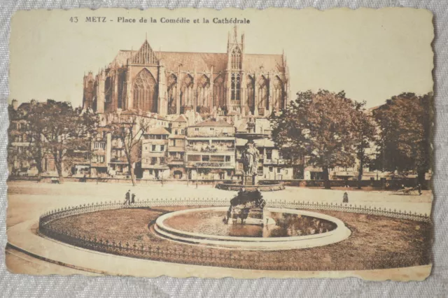CPA " METZ - Place de la Comédie et la Cathédrale