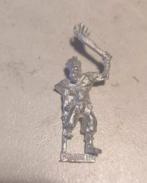 Warhammer Fantasy Mordheim Frenzied Mob Villager One Leg Crutch Metal Rare OOP