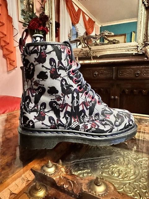 Dr martens marceline top