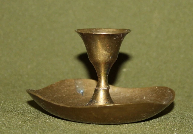 Kaléidoscope en laiton fait main avec gravure florale et présentoir en bois - France Kaléidoscope en laiton fait main avec gravure florale et présentoir en bois - France