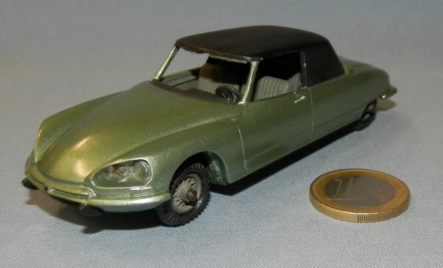 PANTHEON CITROEN 15-6 H LANDAULET CHAPRON 1956 PRESIDENTIELLE De Gaulle 1/18