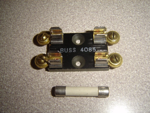 Lot of 2 Buss 4085 Dual Fuse Block Holder 4 Terminal Screws 1/4 X 1-1/4 3ag Fuse