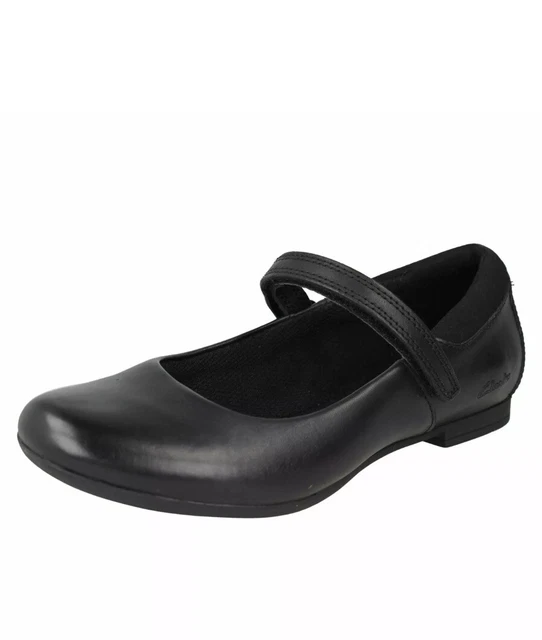 Clarks school sales shoes size 6