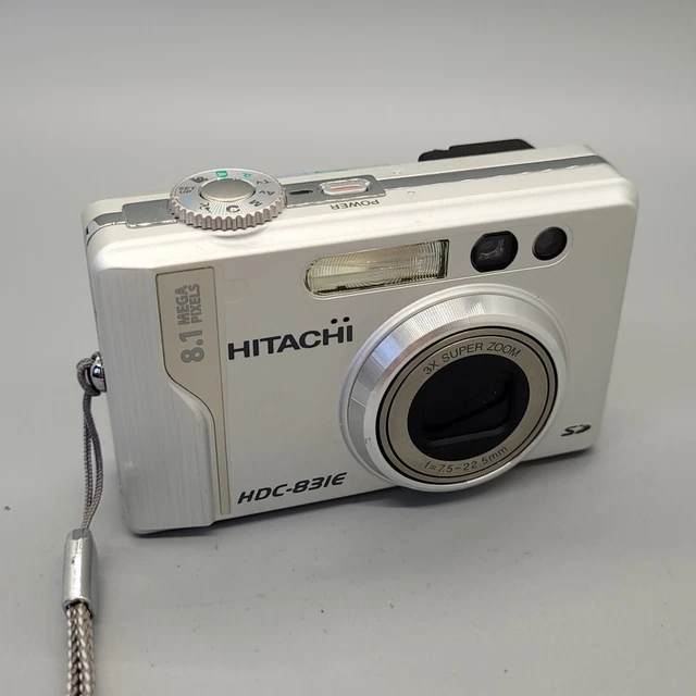 Hitachi HDC-831E 8,1 megapixel fotocamera digitale compatta argento testato