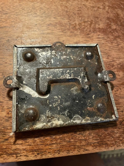 VINTAGE MISSISSIPPI CAR tag Picture T Model 1928 Glass Embrossed $100.