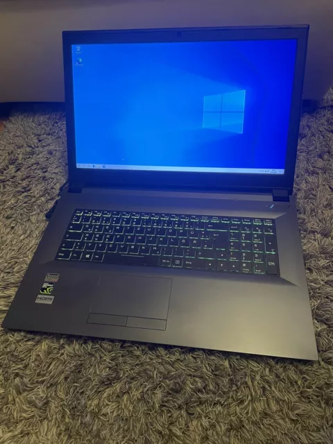 Clevo N870HP 17,3 Zoll FHD Gaming Laptop Notebook 16GB DDR4 i7 7700HQ GTX 1060
