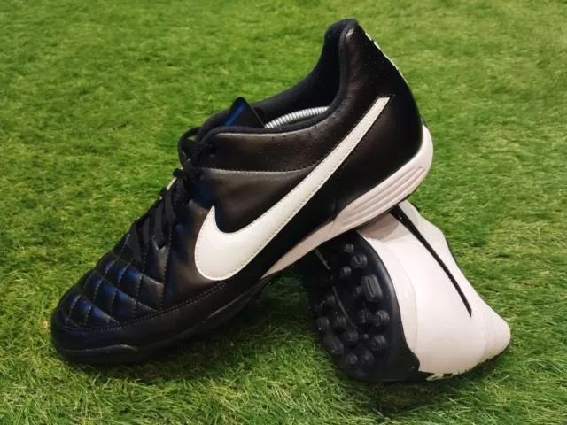 Nike tiempo rio iii astro turf deals trainers mens
