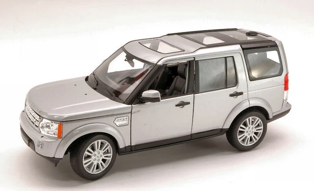 Rara auto Land Rover Range Rover pressofusa argento 1/18 Rara auto Land Rover Range Rover pressofusa argento 1/18