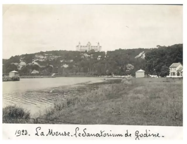 Belgique, Namur, Vue sur le Sanatorium de Godinne  vintage silver print,  Tira