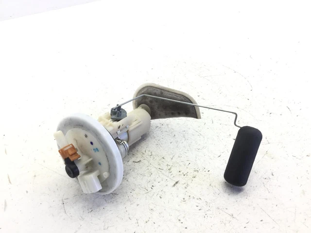 Serbatoio Carburante HPI 87021 Con Primer Per Motore RS43 - Capacità 75cc