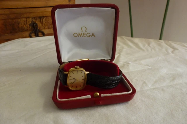 Montre Ancienne Suisse – Boîte à Réviser Incluse, Pour Collection Ou Pièces
