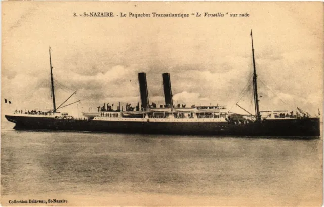 CPA St-NAZAIRE-Le Paquebot Transatlantique Le Versailles sur rade (251101)