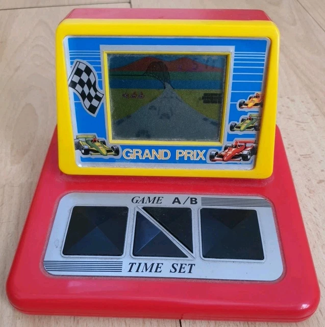 GRAND PRIX LCD Handheld Retro Vintage Computer Game Tested Working ...