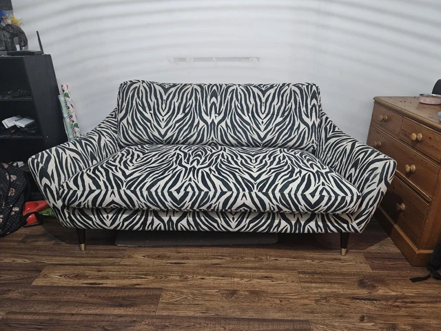 Dfs zebra sofa discount